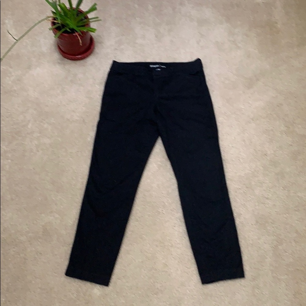 OLD NAVY ankle length pixie pants